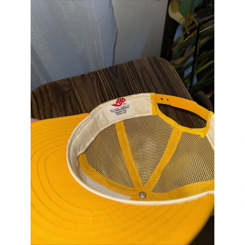 Wyoming Cowboys‎ One Size SnapBack Mesh Trucker Hat